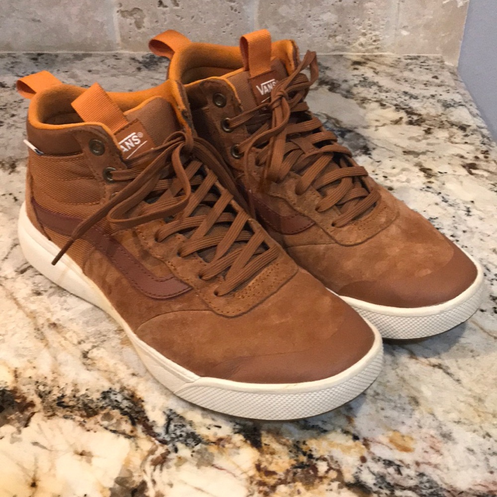 Vans Ultra Range sneakers